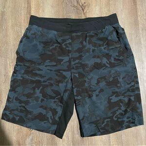 Mens Blue Camo Lululemon shorts size XL